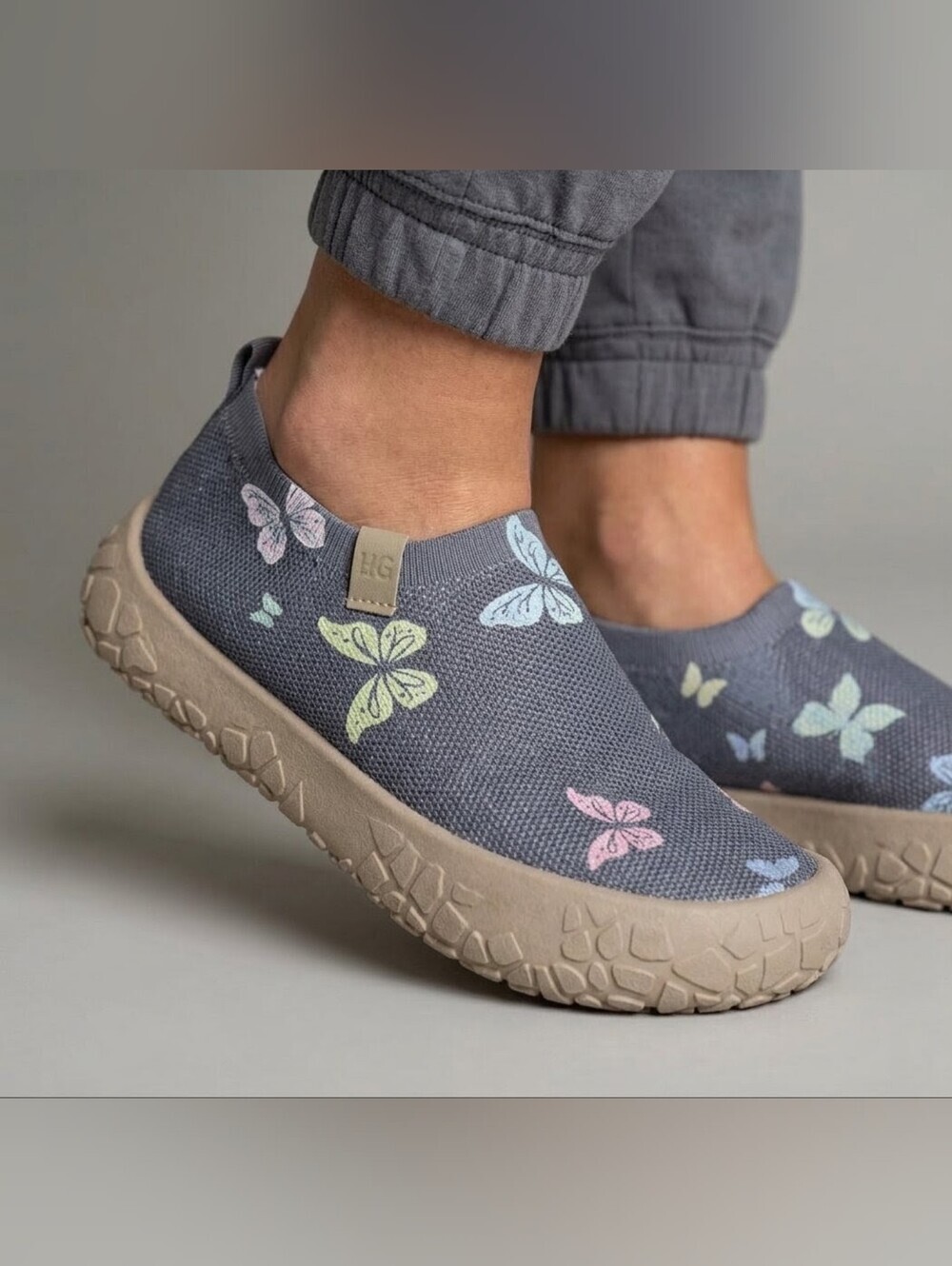 NWT Grey Knit Butterfly Barefoot Barefoot-Style Slip On Sneakers EU 38 / US 7.5